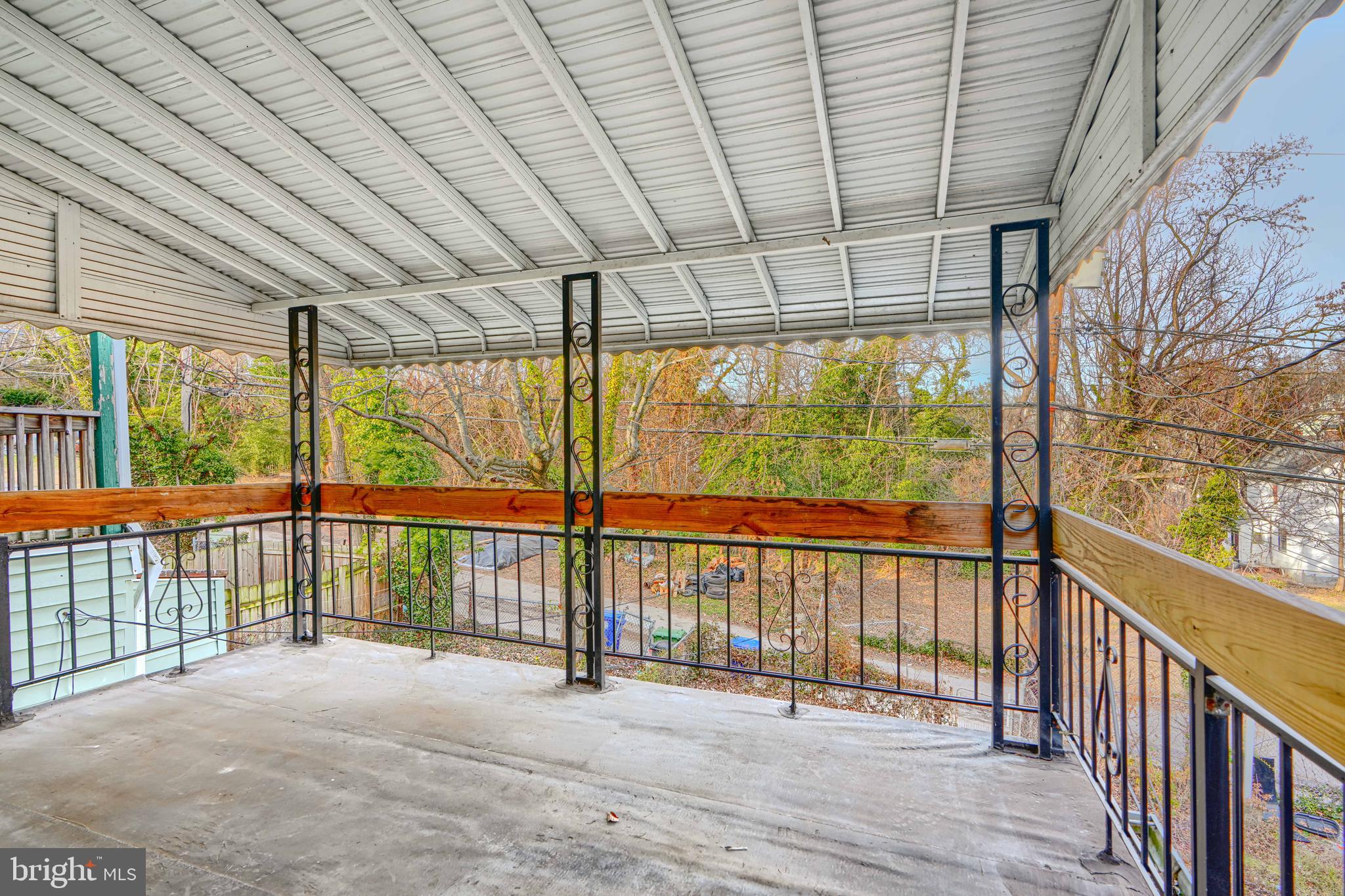 RADNOR WINSTON - Residential