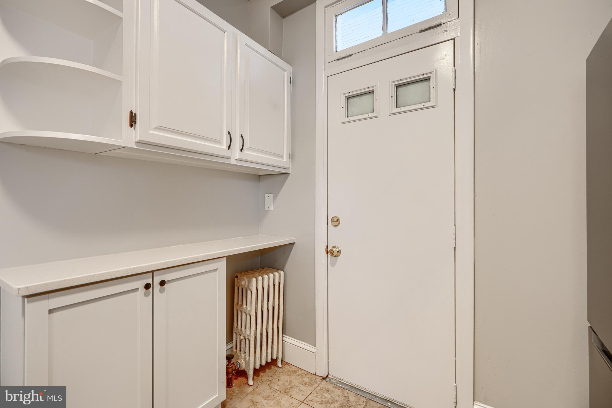 RADNOR WINSTON - Residential