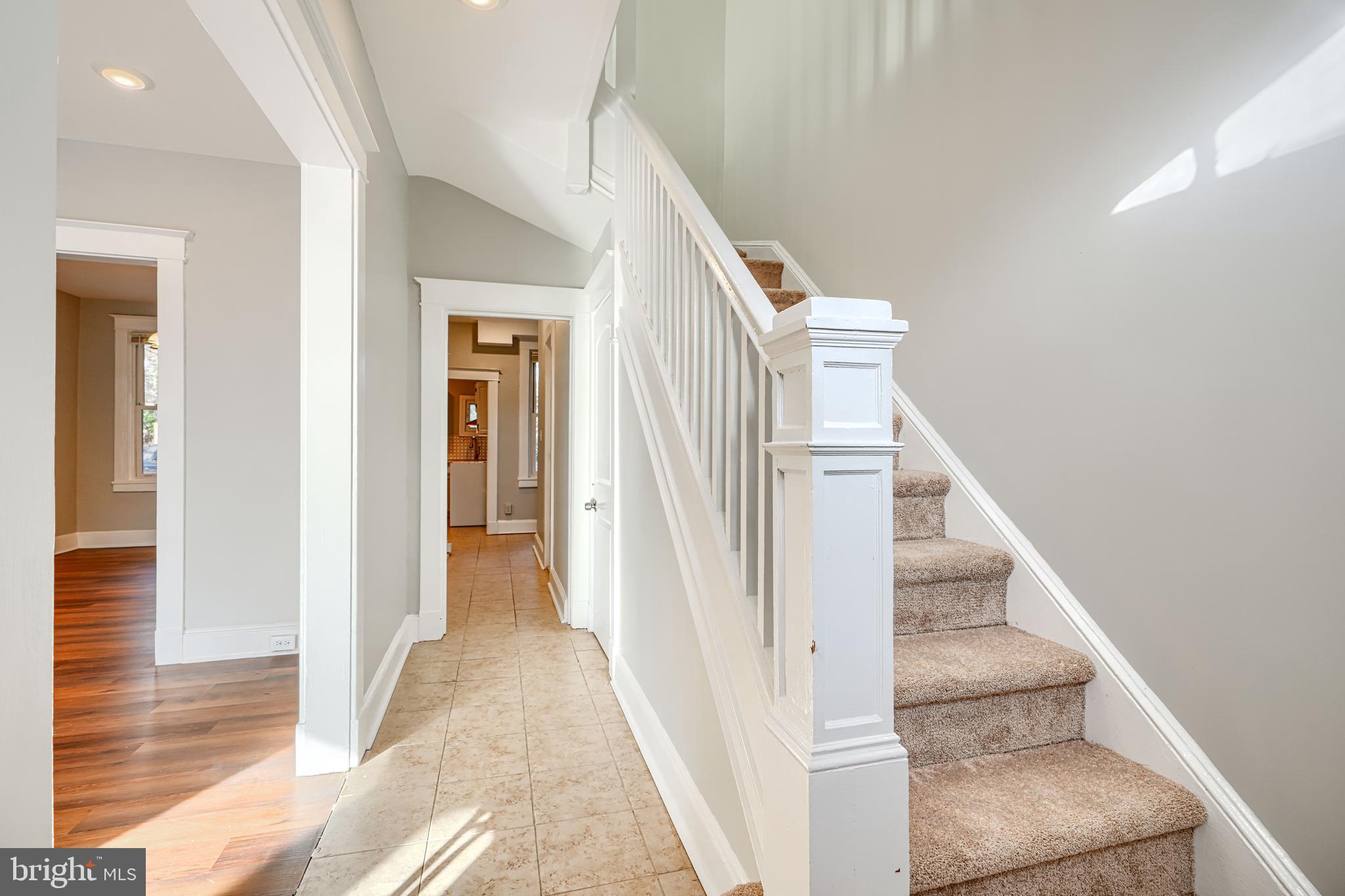 RADNOR WINSTON - Residential