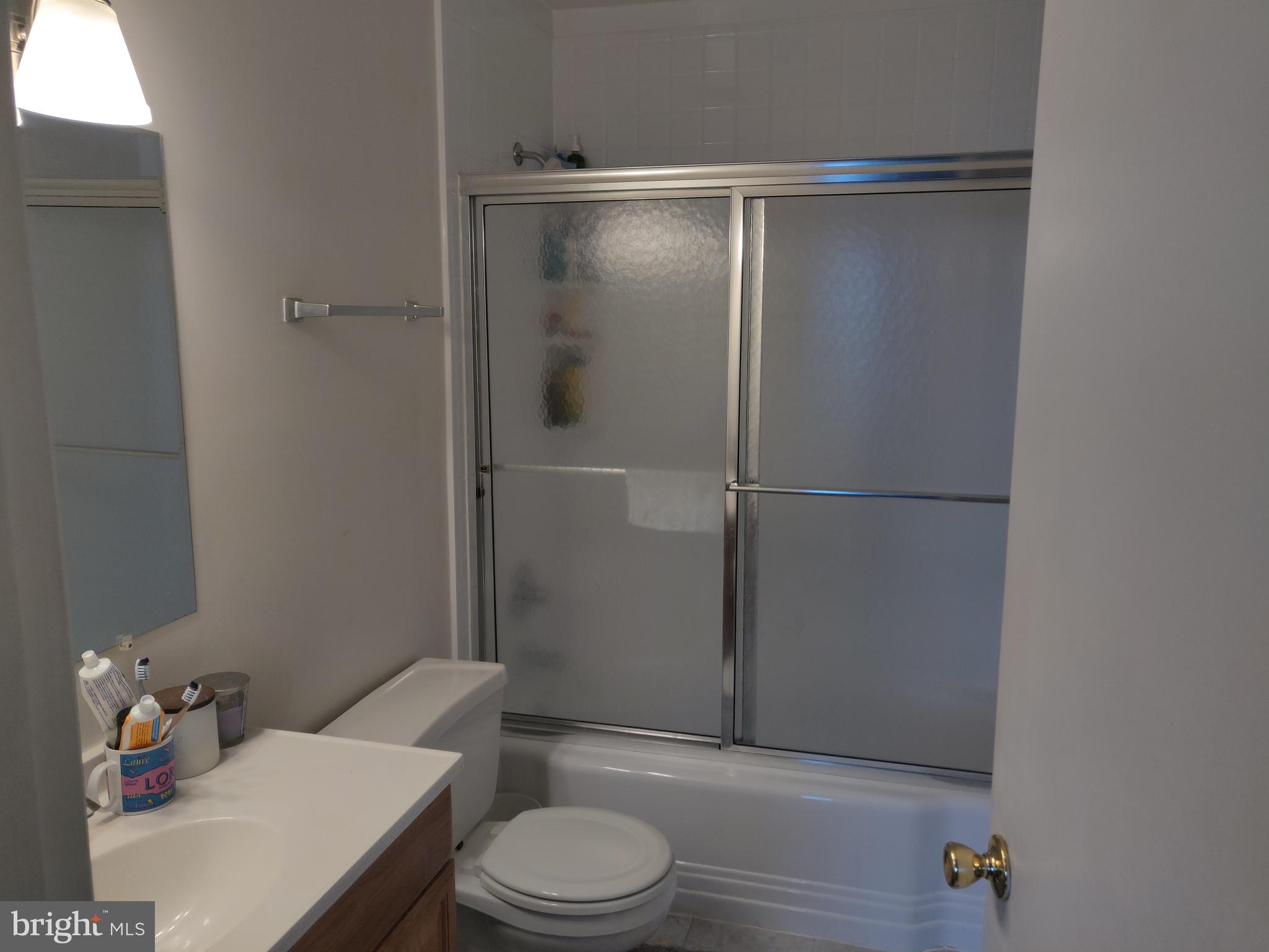 DEVON HILLS - Residential Lease