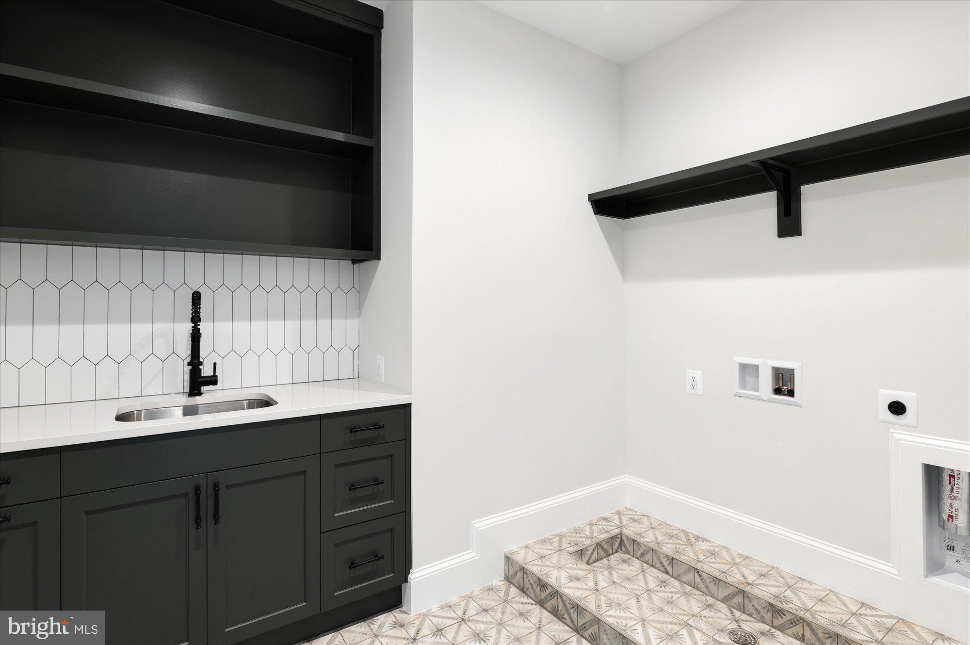 POTOMAC HILLS - Residential