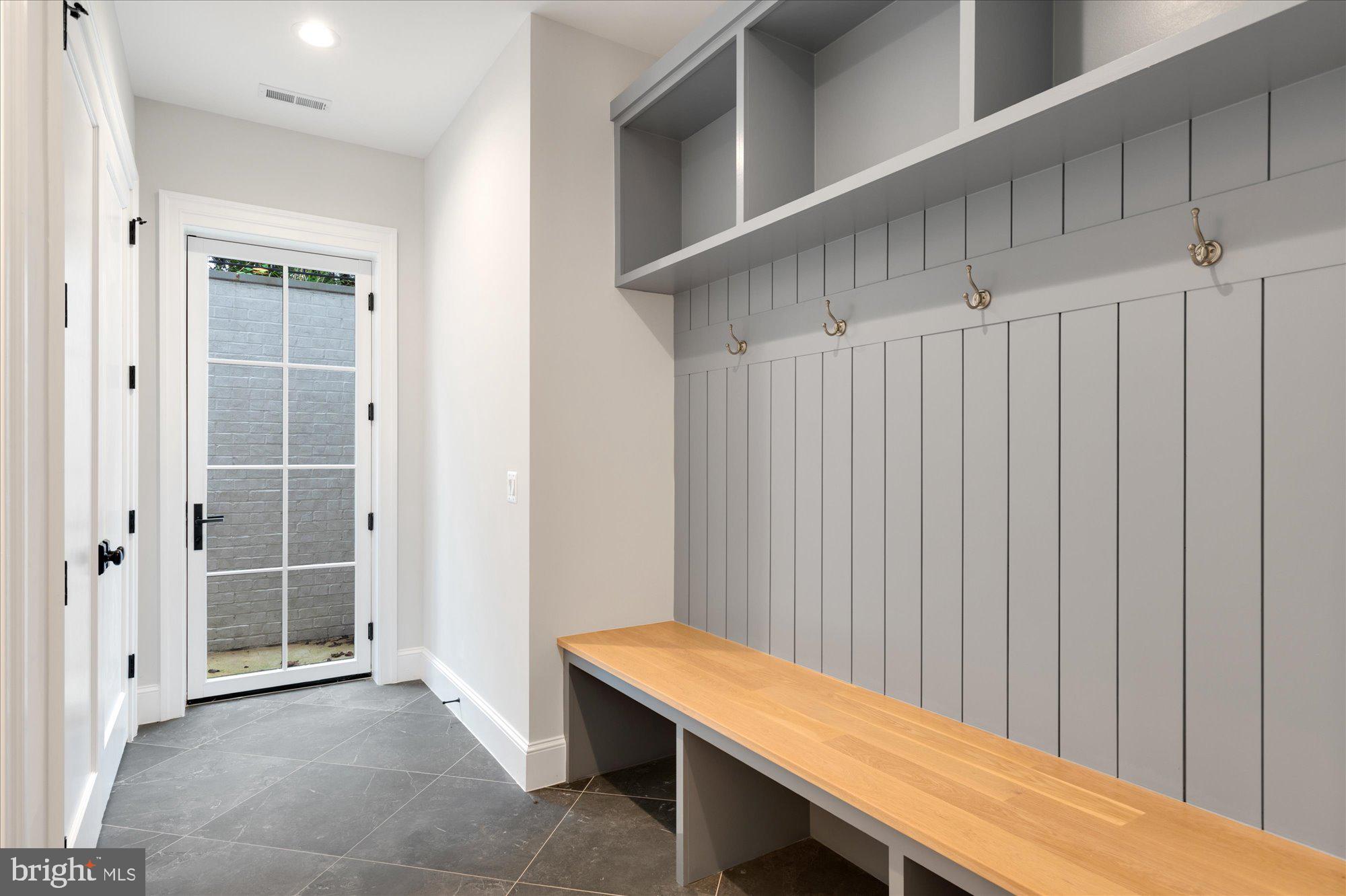 POTOMAC HILLS - Residential