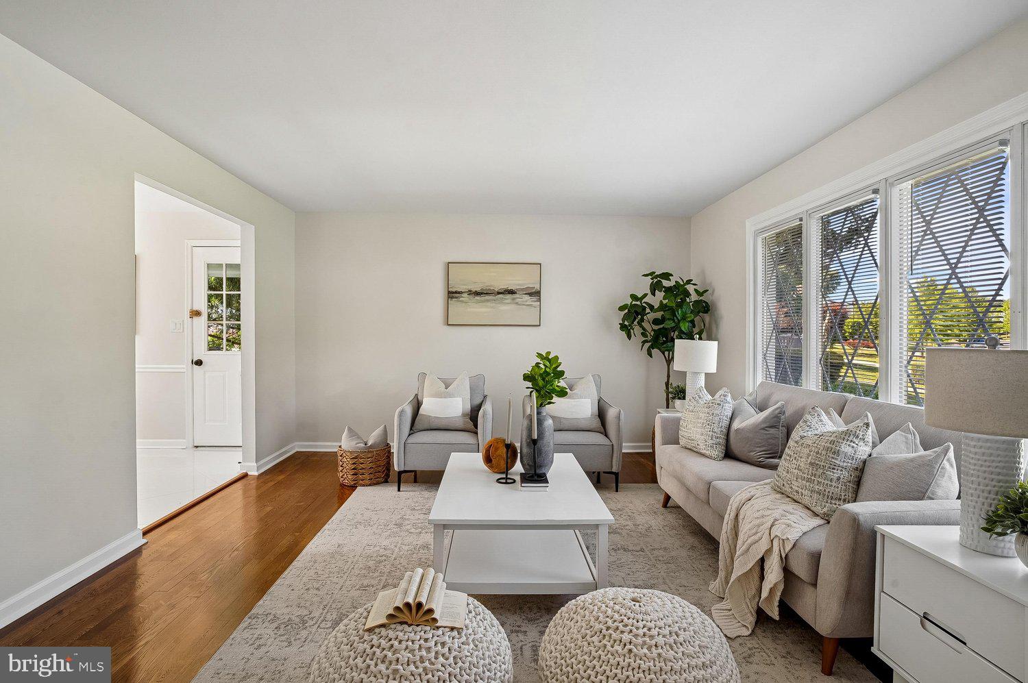 108 DAUNTLY STREET