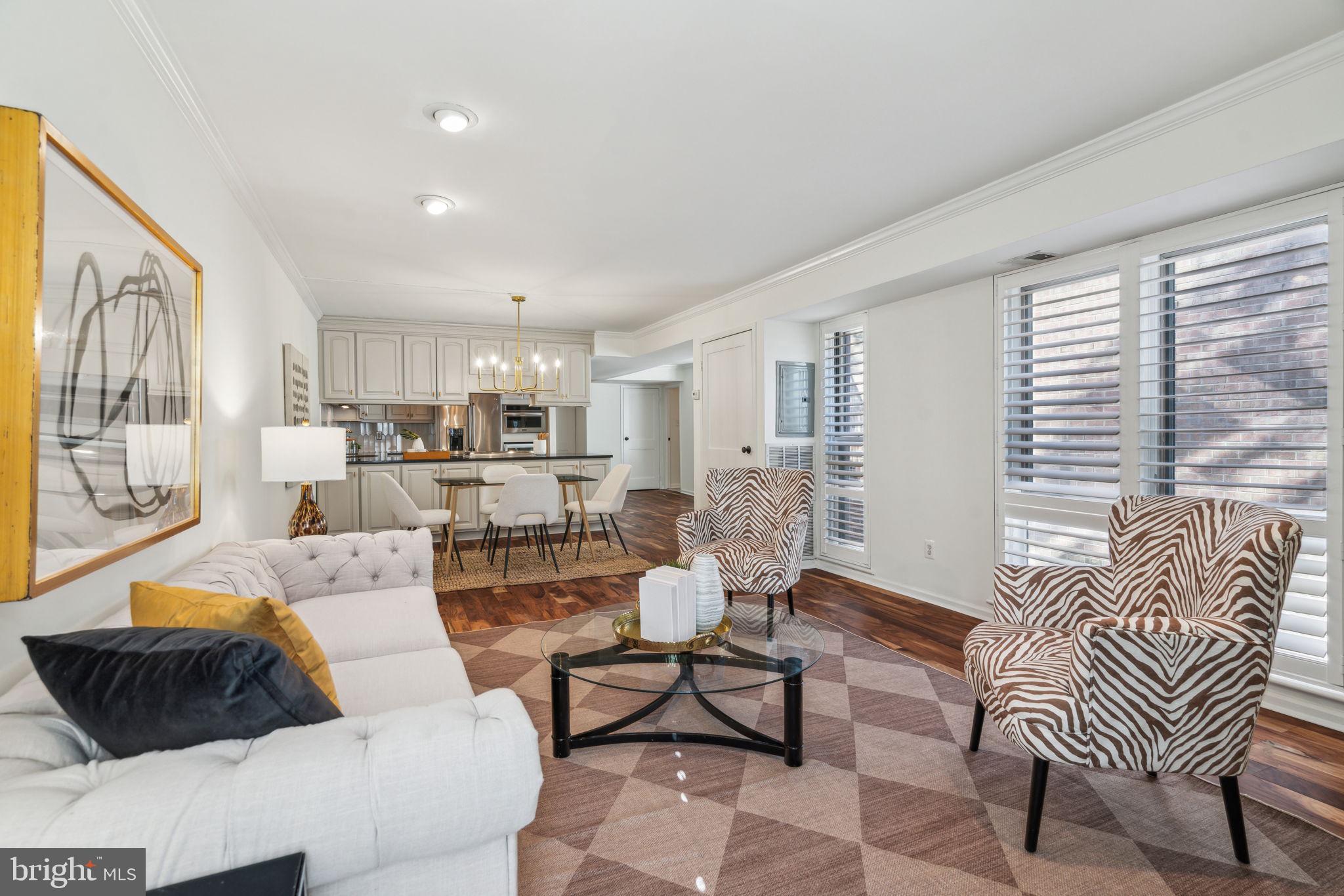 SOCIETY HILL - Residential