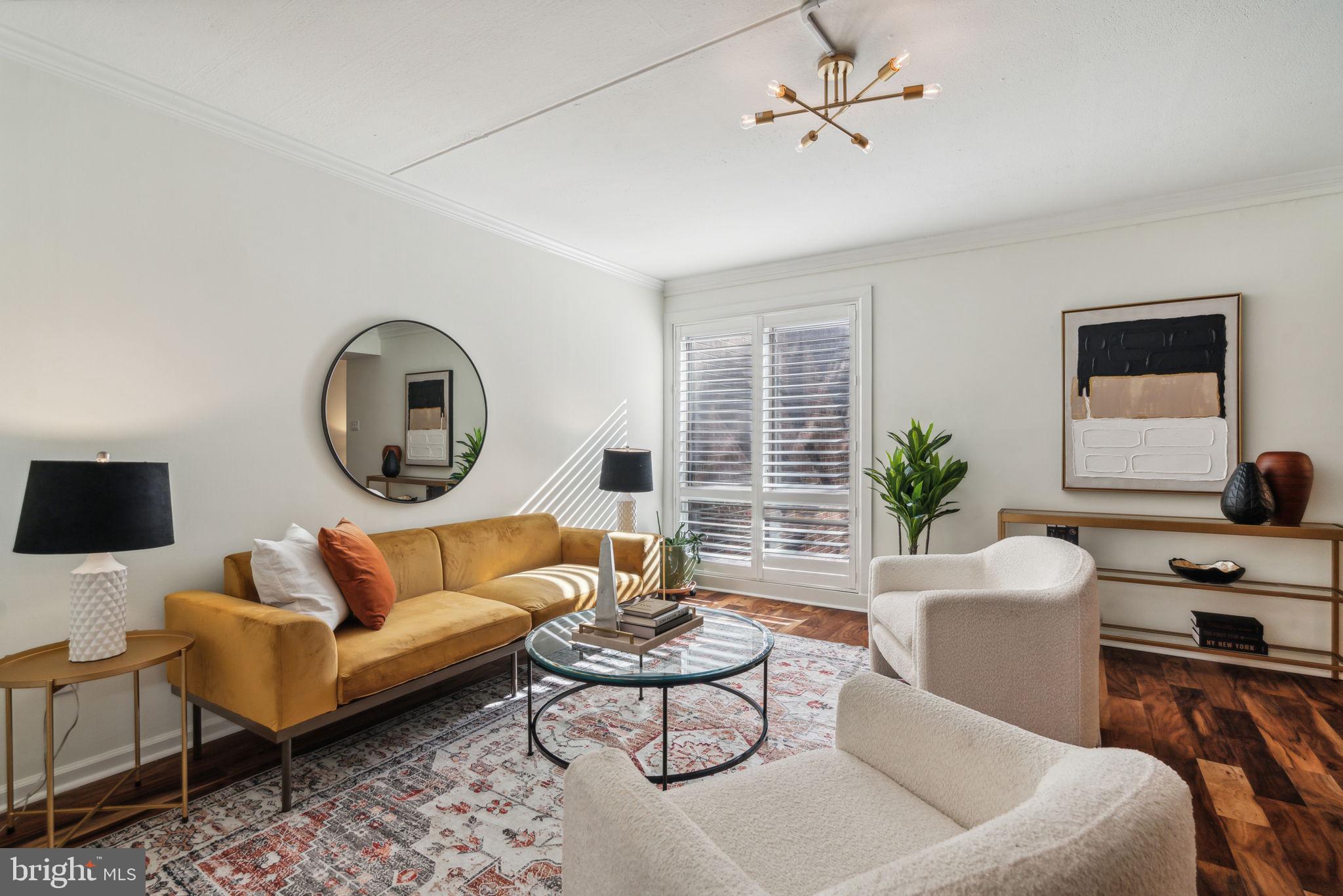 SOCIETY HILL - Residential