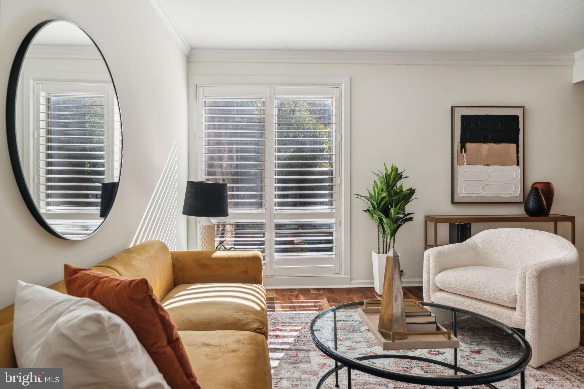 SOCIETY HILL - Residential