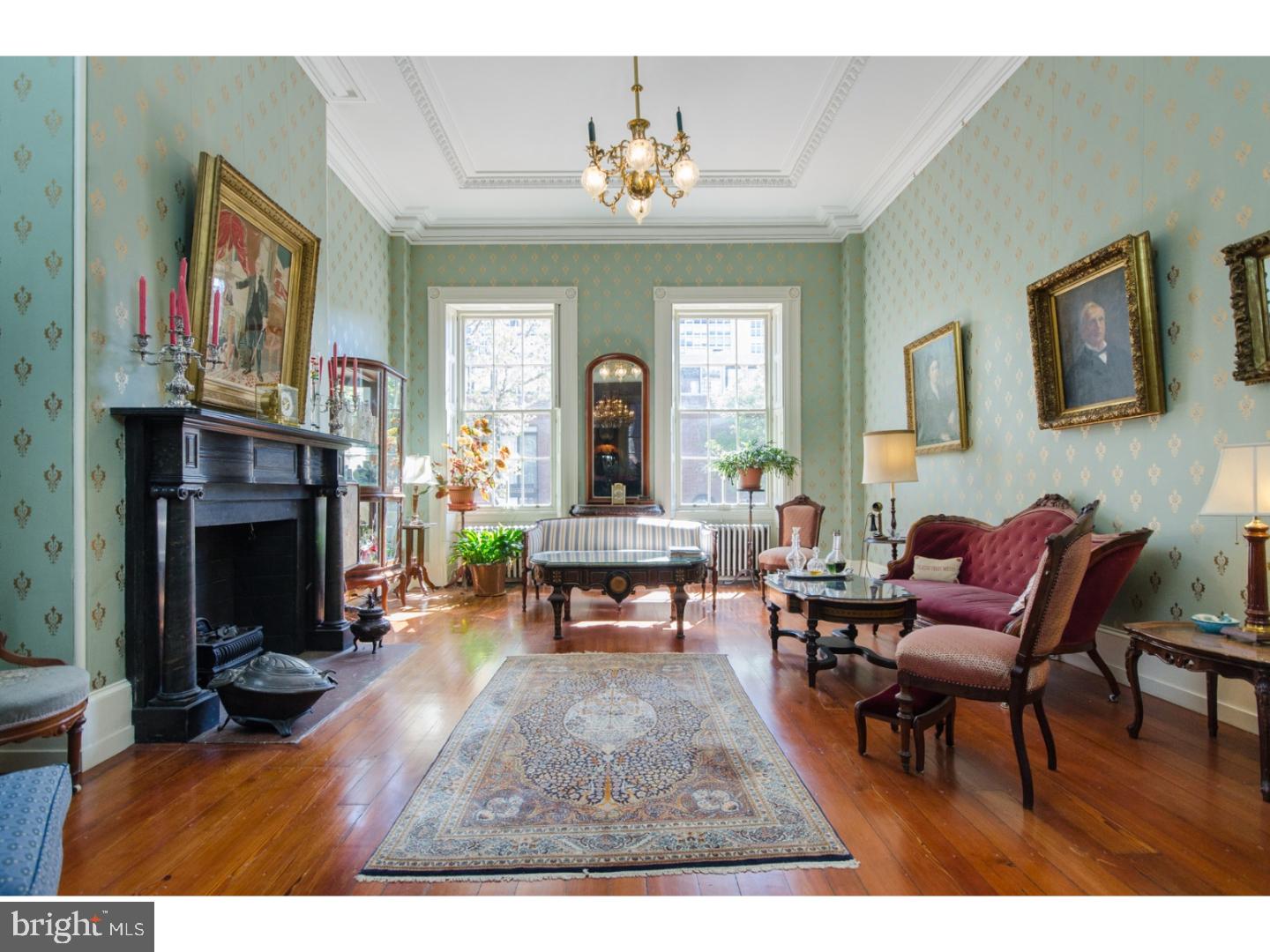 SOCIETY HILL - Residential