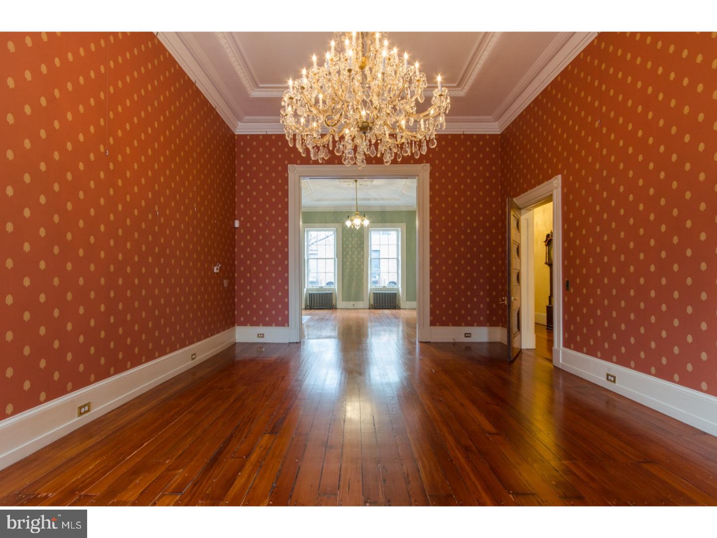 SOCIETY HILL - Residential