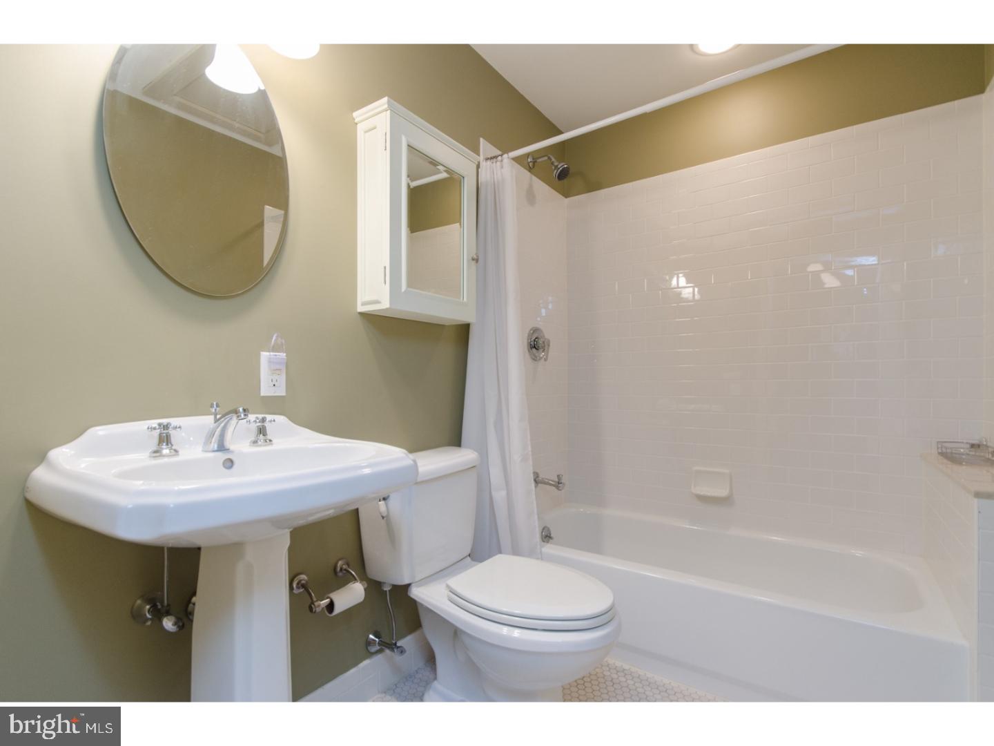 SOCIETY HILL - Residential