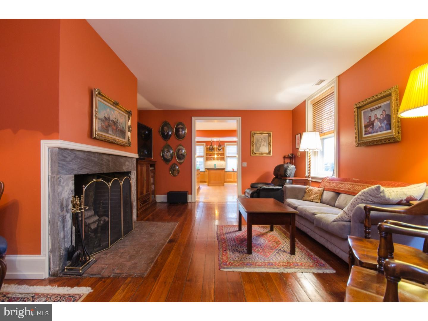 SOCIETY HILL - Residential