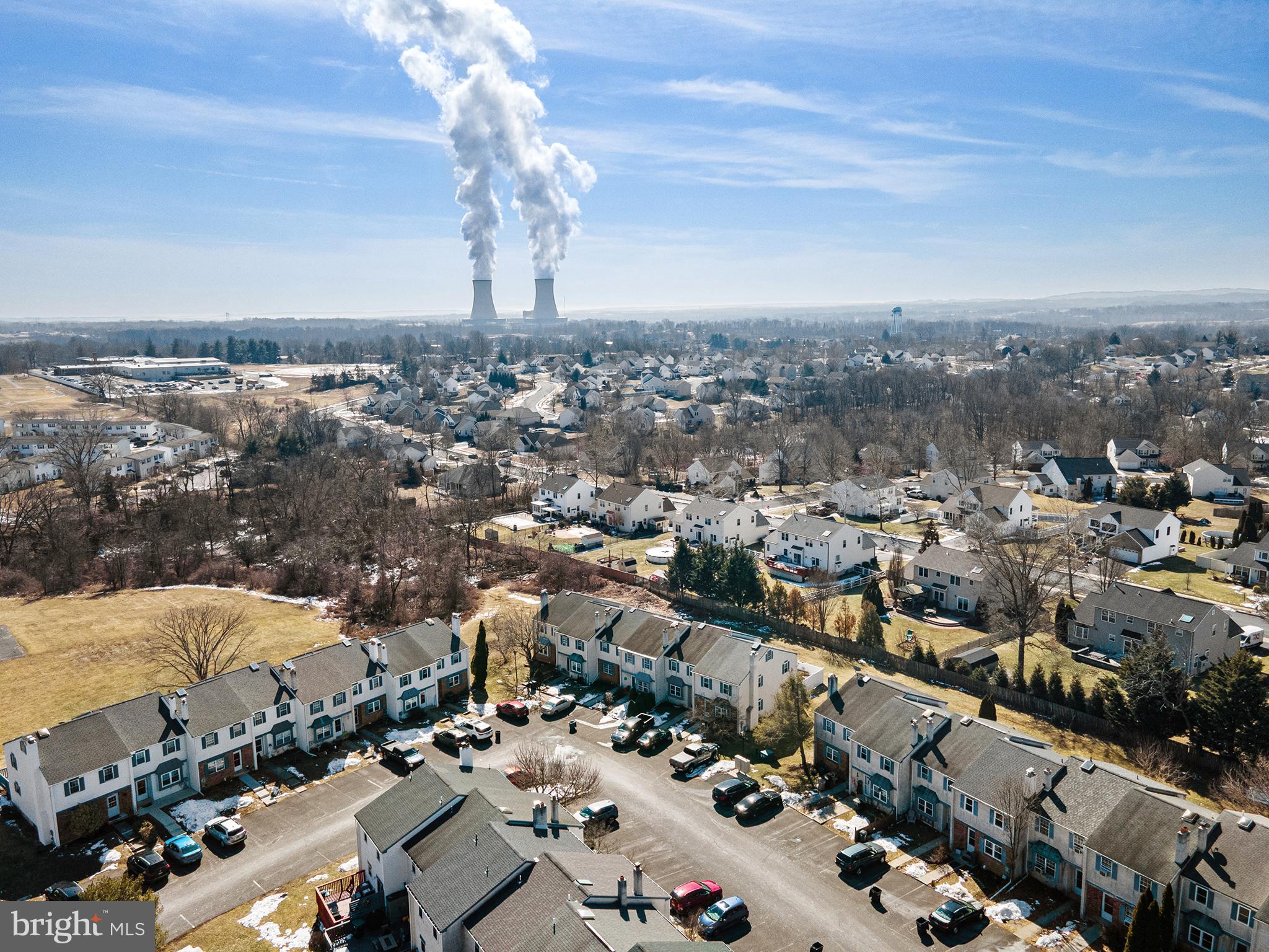 WALNUT RIDGE ESTS - Residential