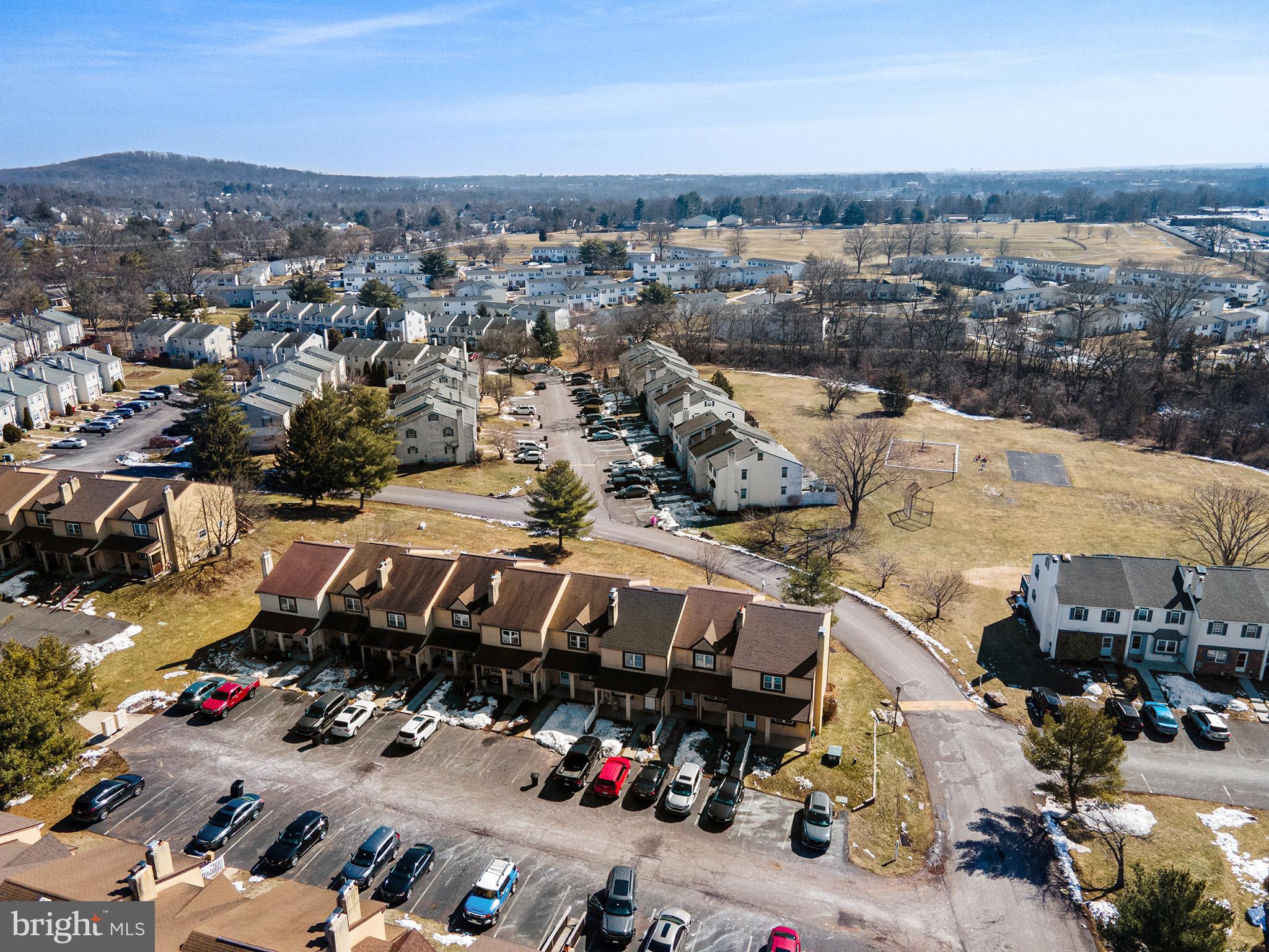 WALNUT RIDGE ESTS - Residential