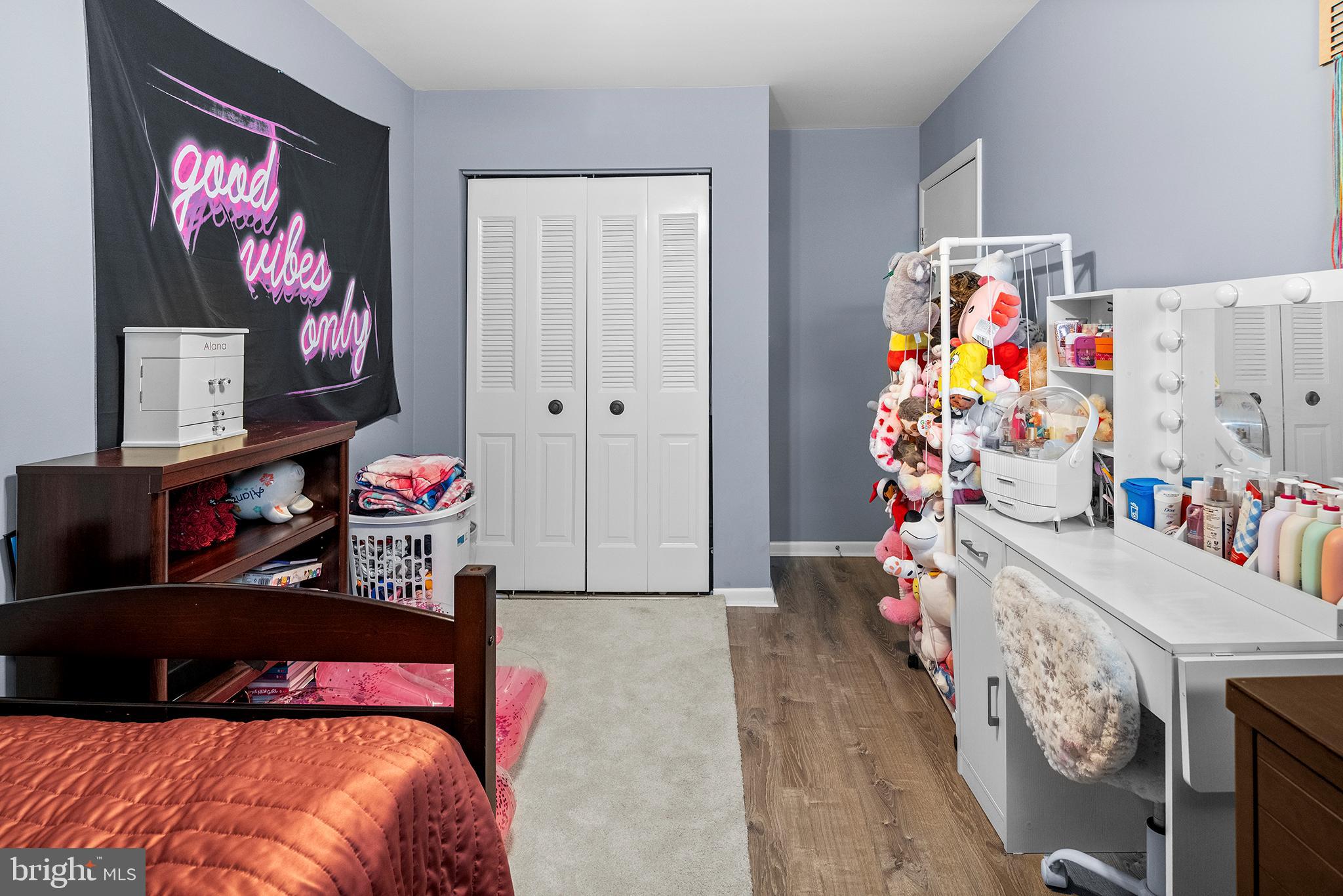 WALNUT RIDGE ESTS - Residential