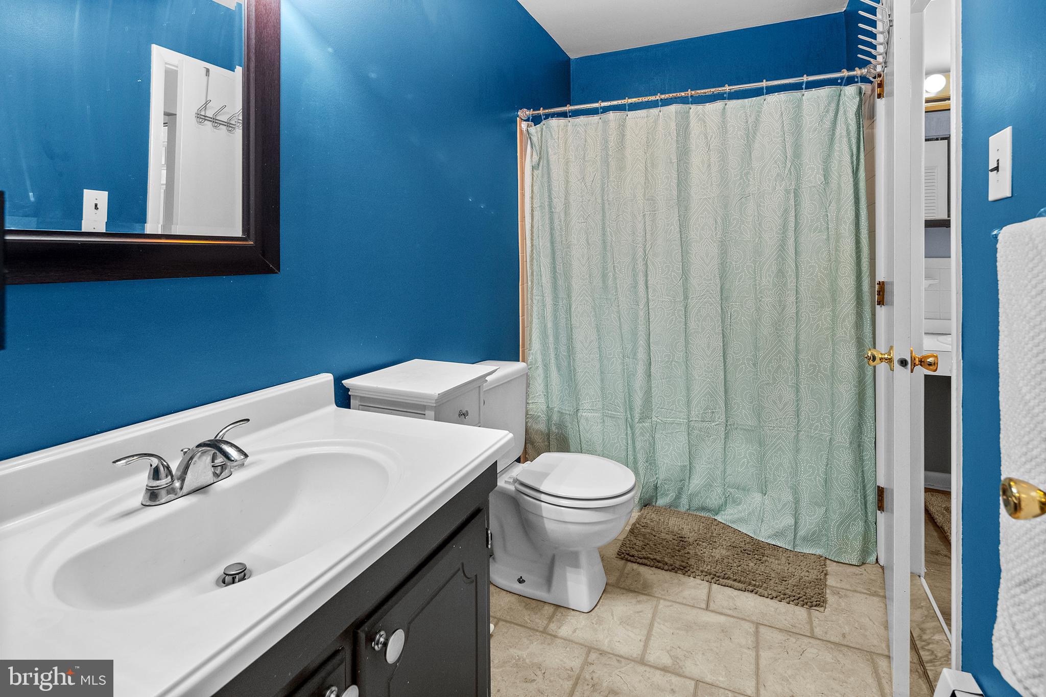 WALNUT RIDGE ESTS - Residential