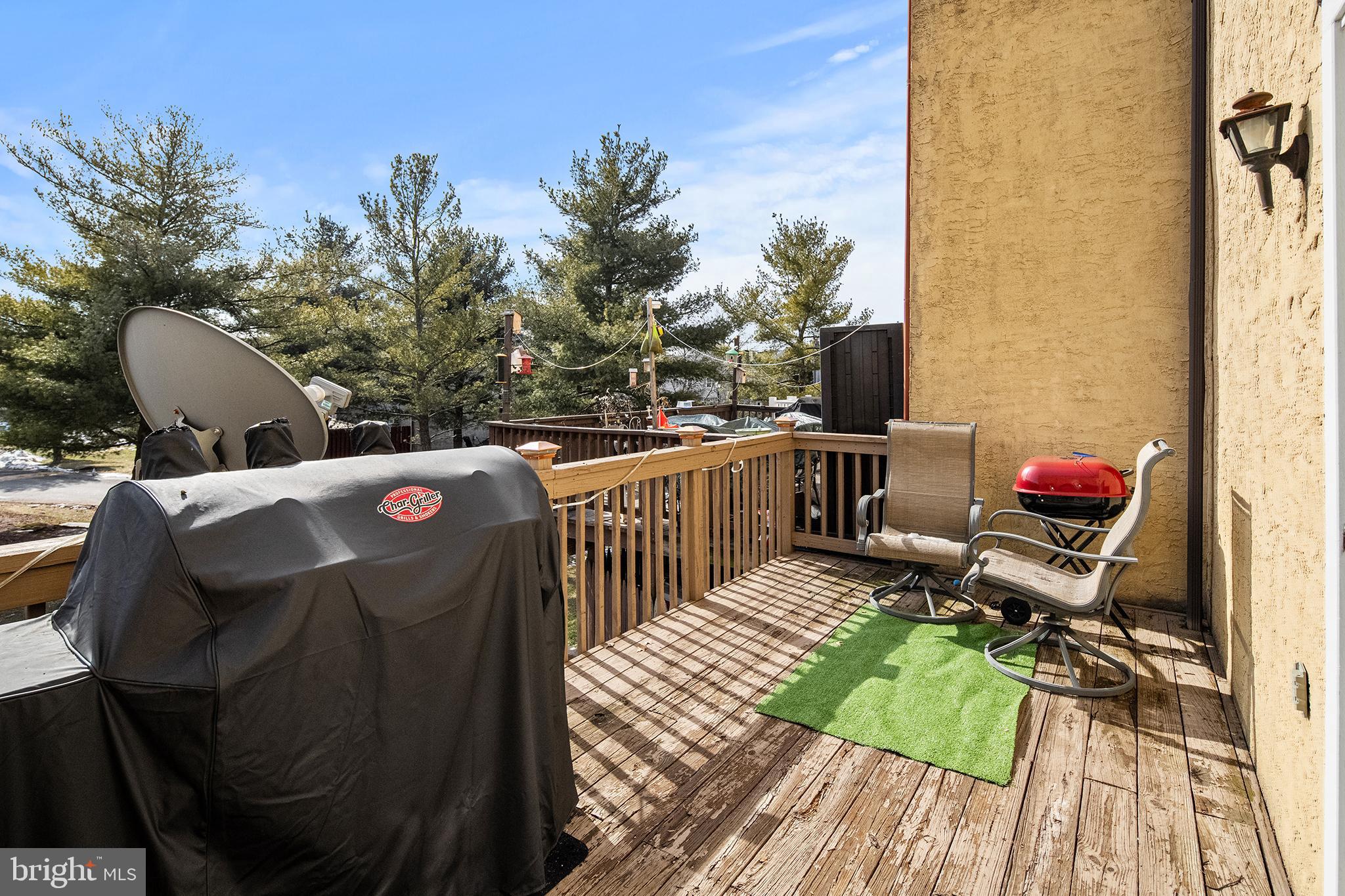 WALNUT RIDGE ESTS - Residential