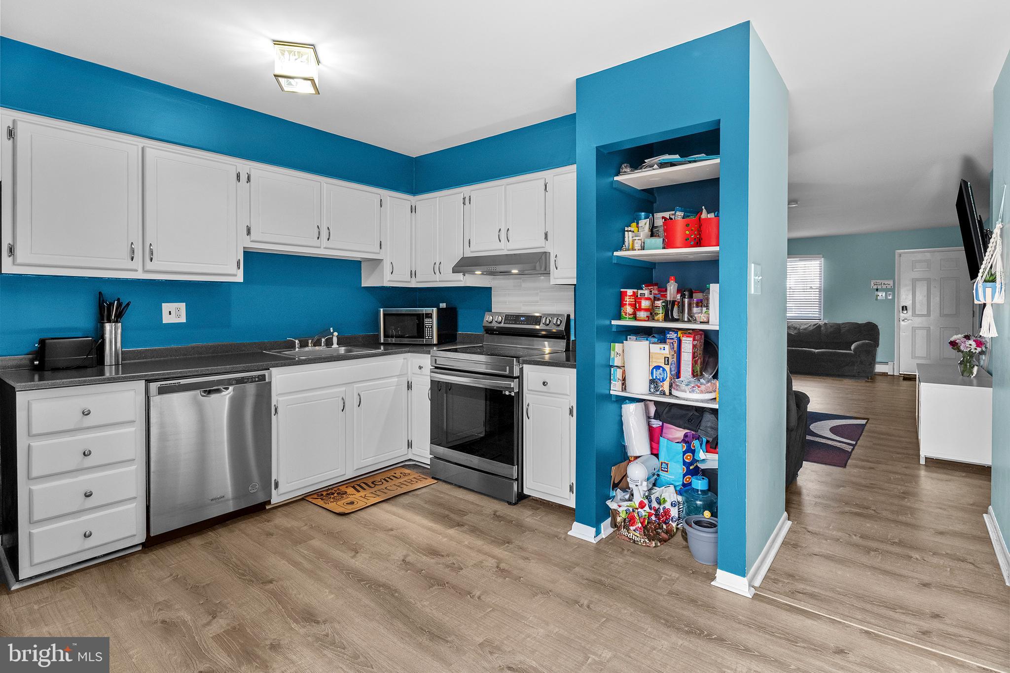 WALNUT RIDGE ESTS - Residential