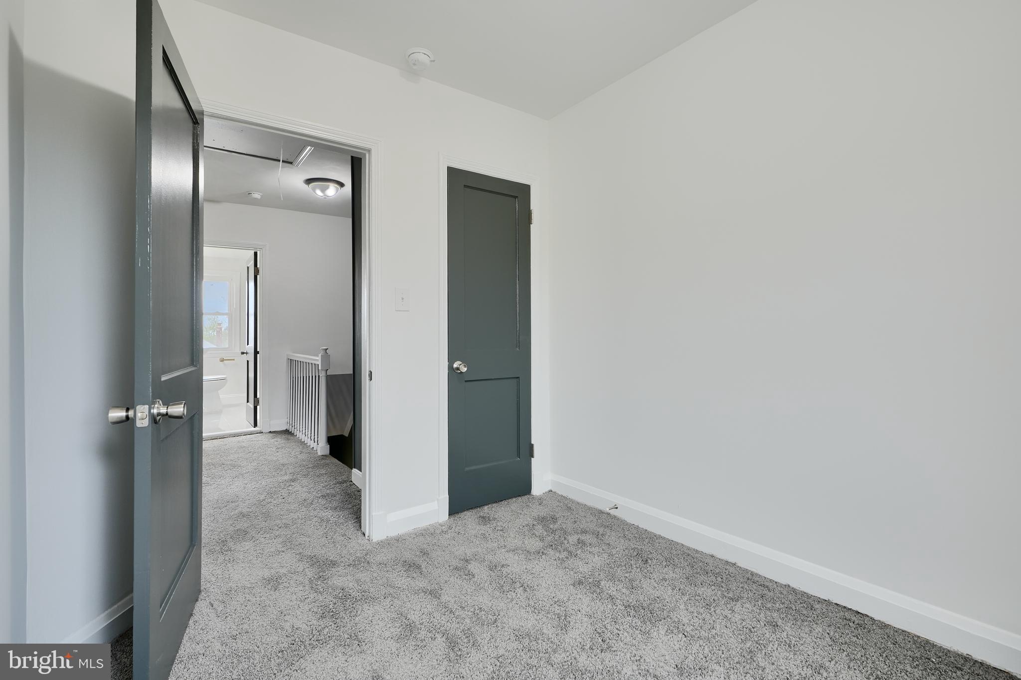 RAMBLEWOOD - Residential