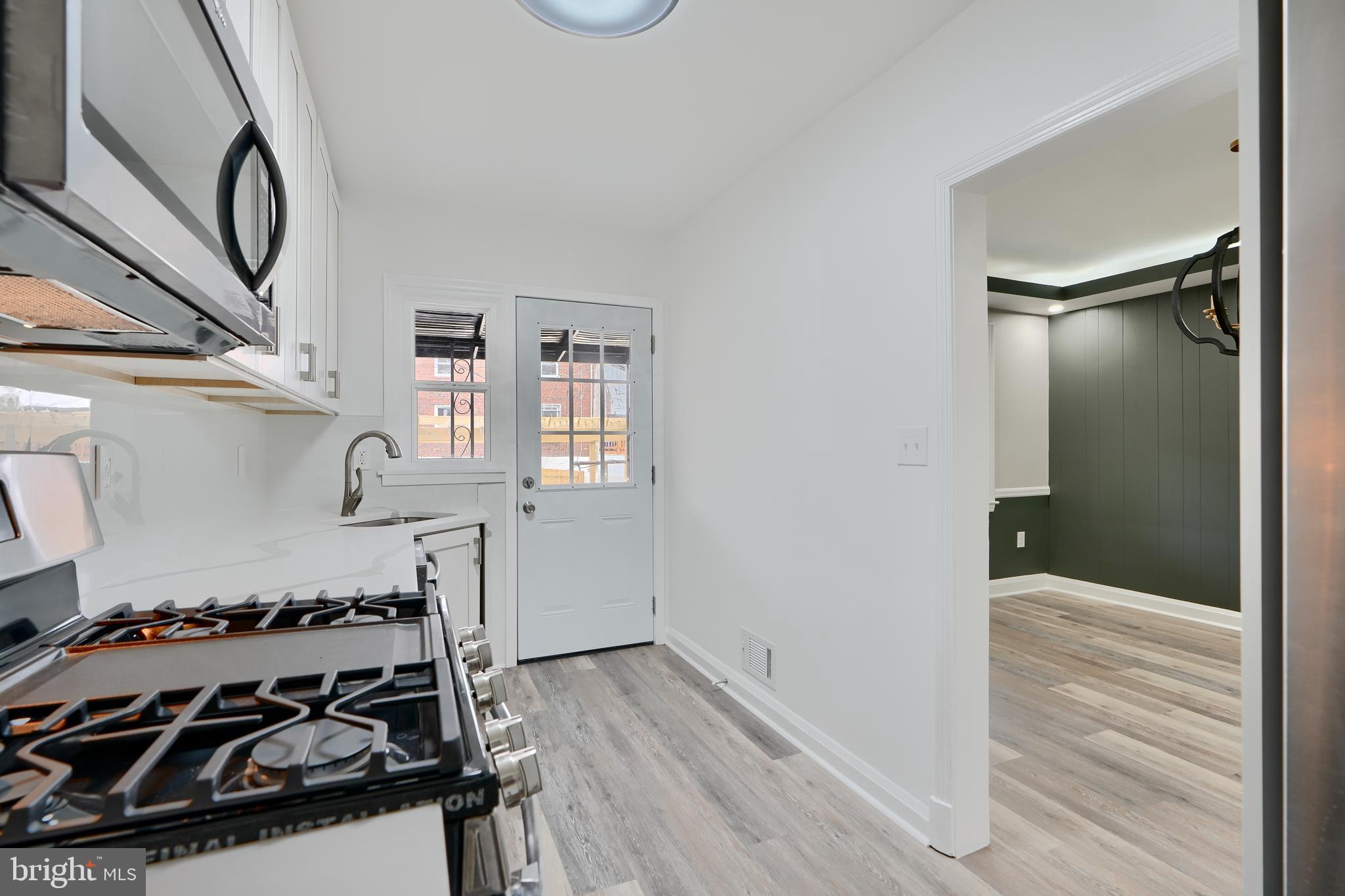 RAMBLEWOOD - Residential