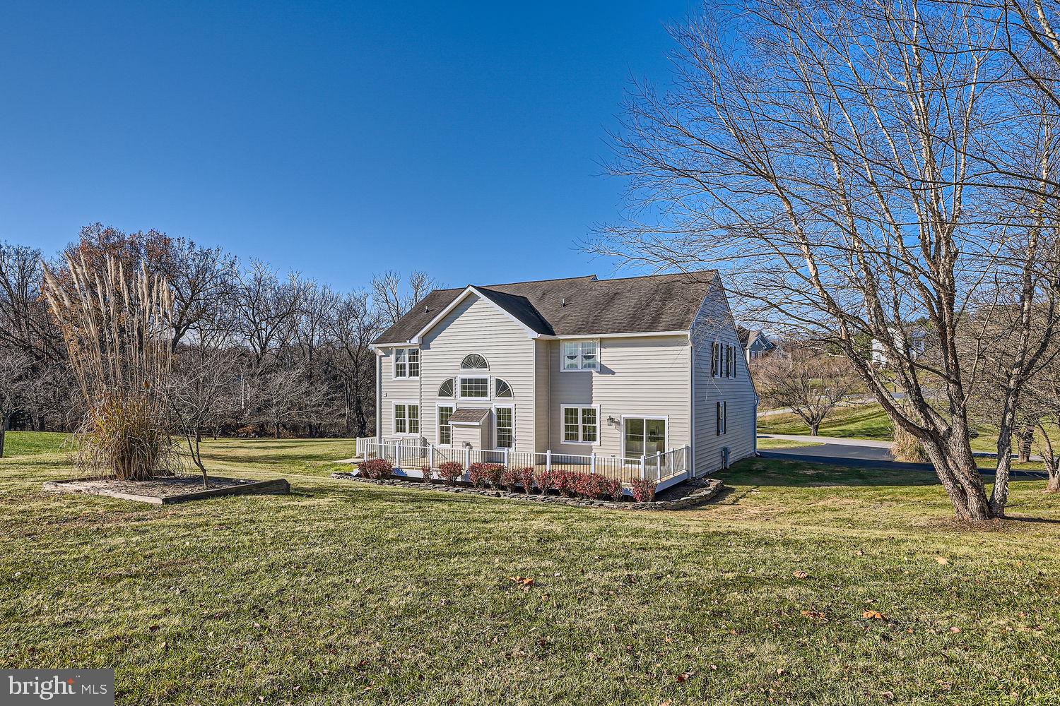 1903 TEA MINT DRIVE