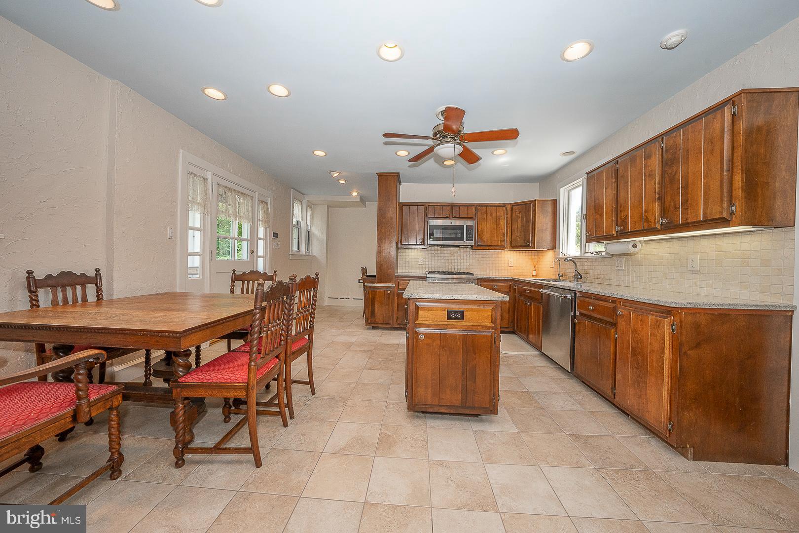 MERION STATION - Residential