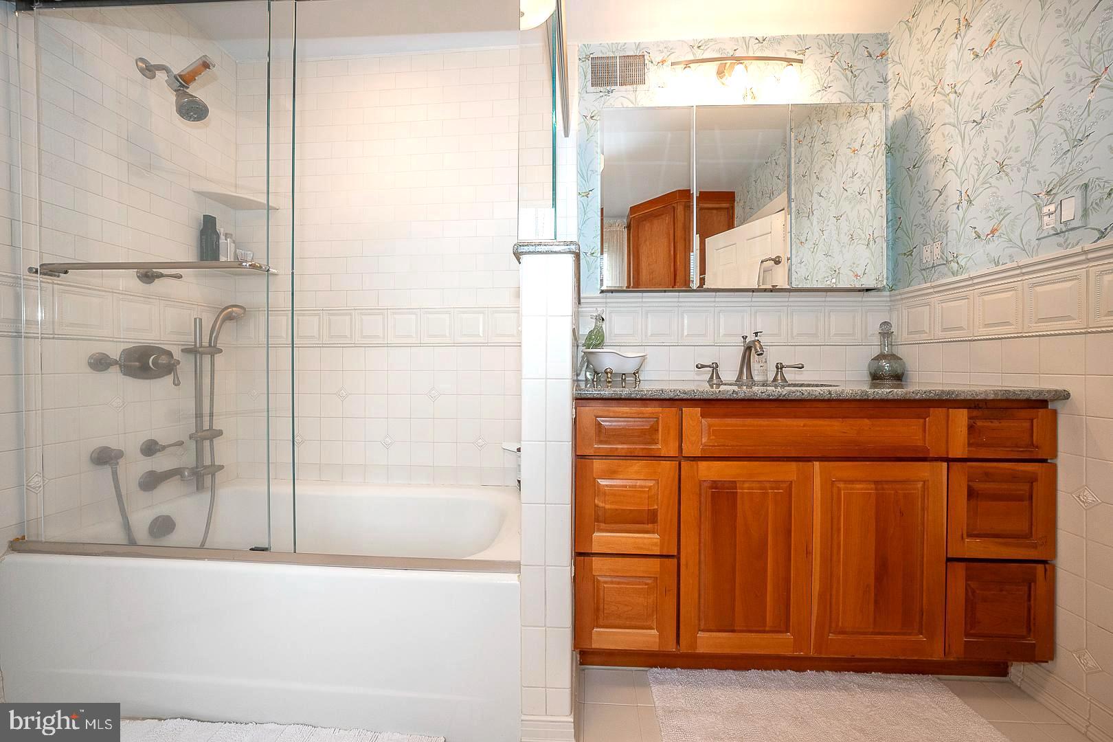 MERION STATION - Residential