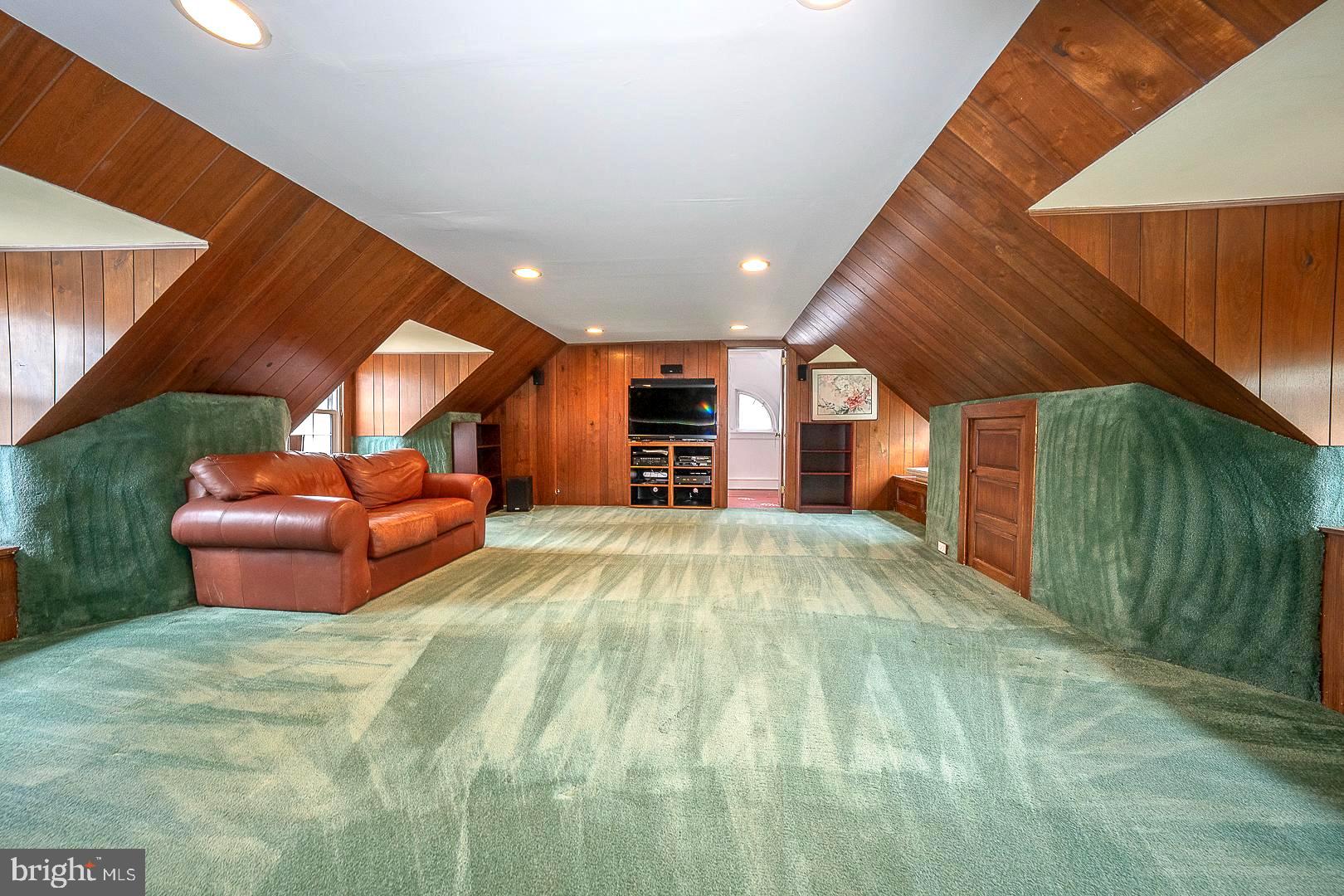 MERION STATION - Residential