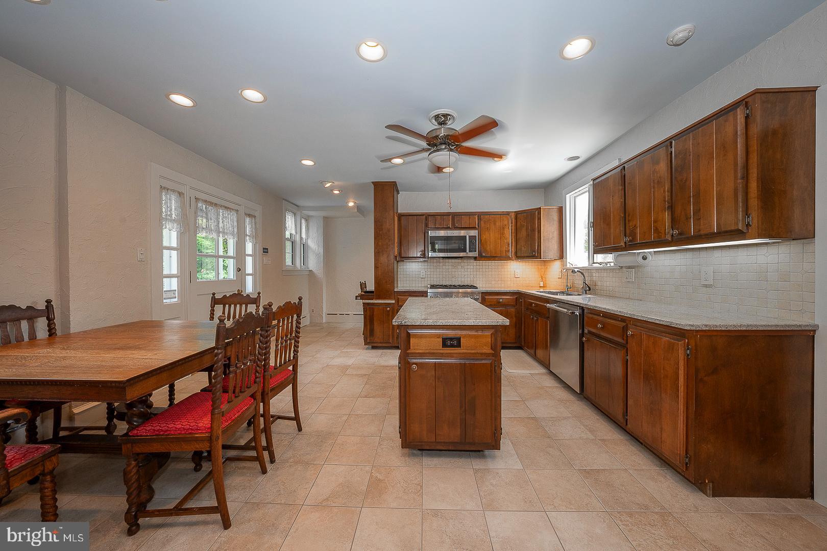 MERION STATION - Residential