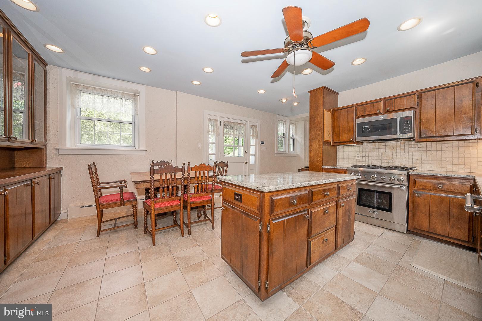 MERION STATION - Residential