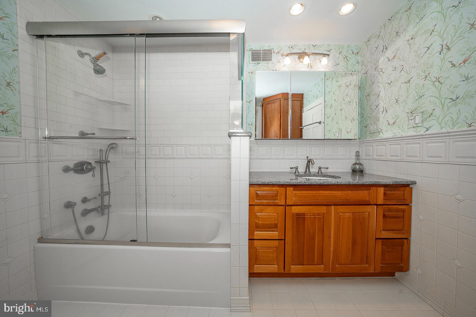 MERION STATION - Residential