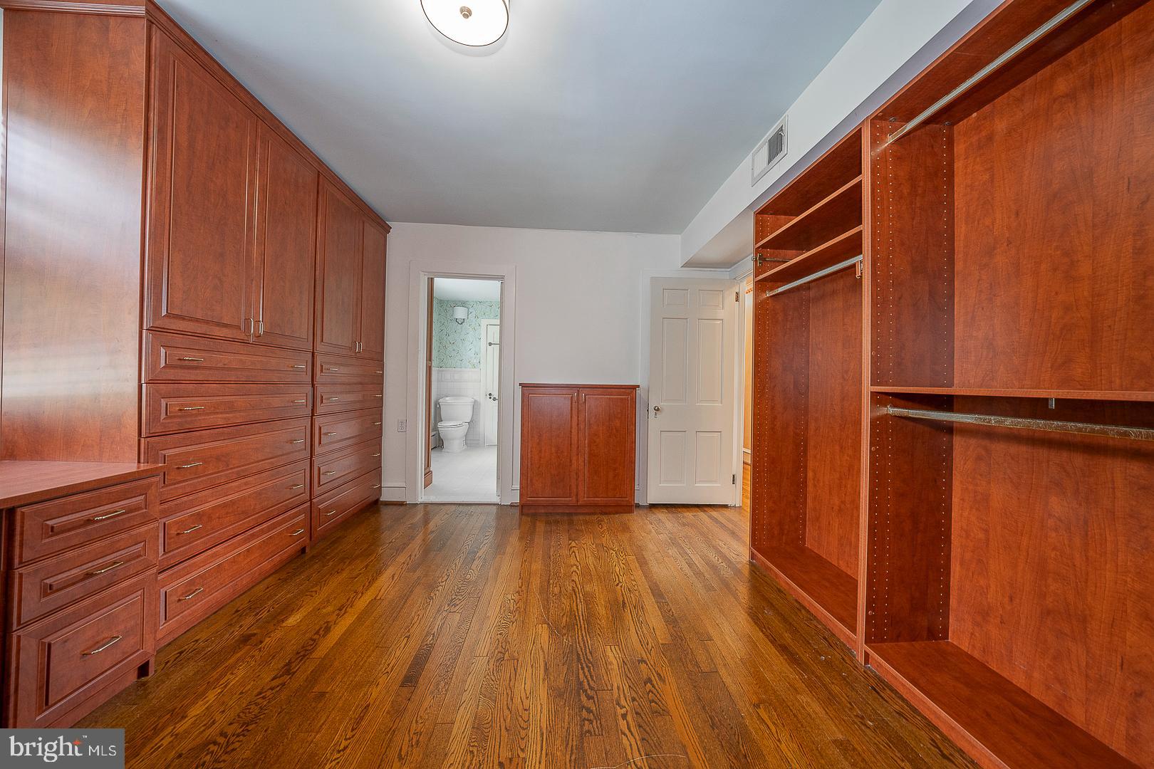 MERION STATION - Residential