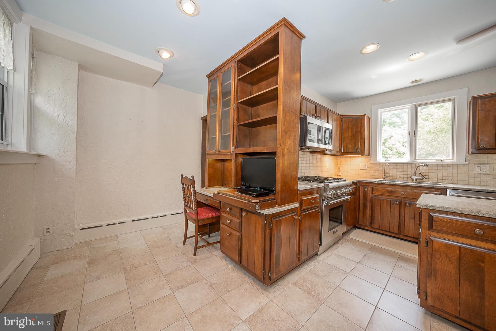 MERION STATION - Residential