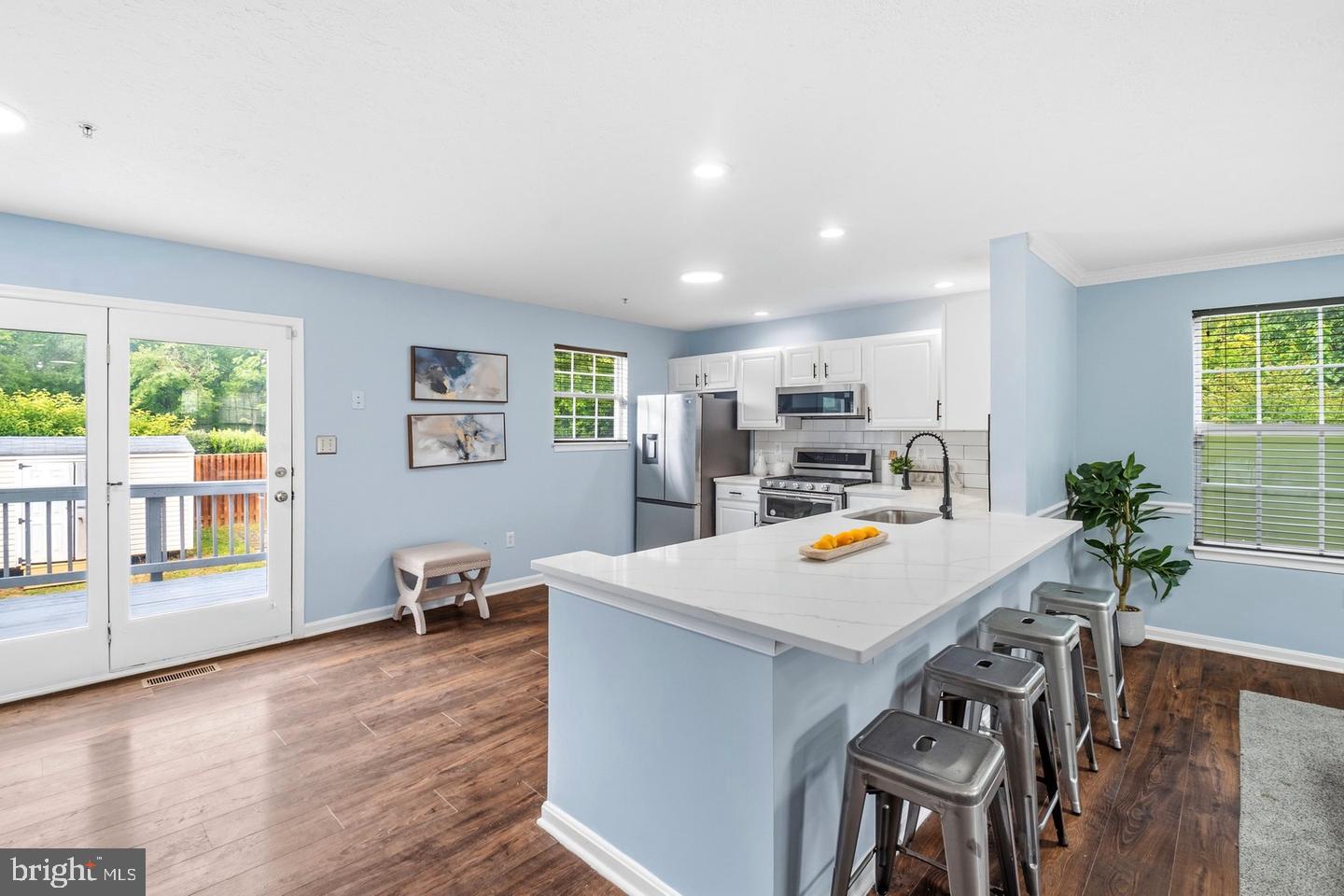 450 RENFRO COURT