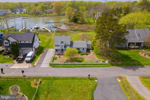 5930 Sneed Drive, Deale, MD MLS: MDAA2082628