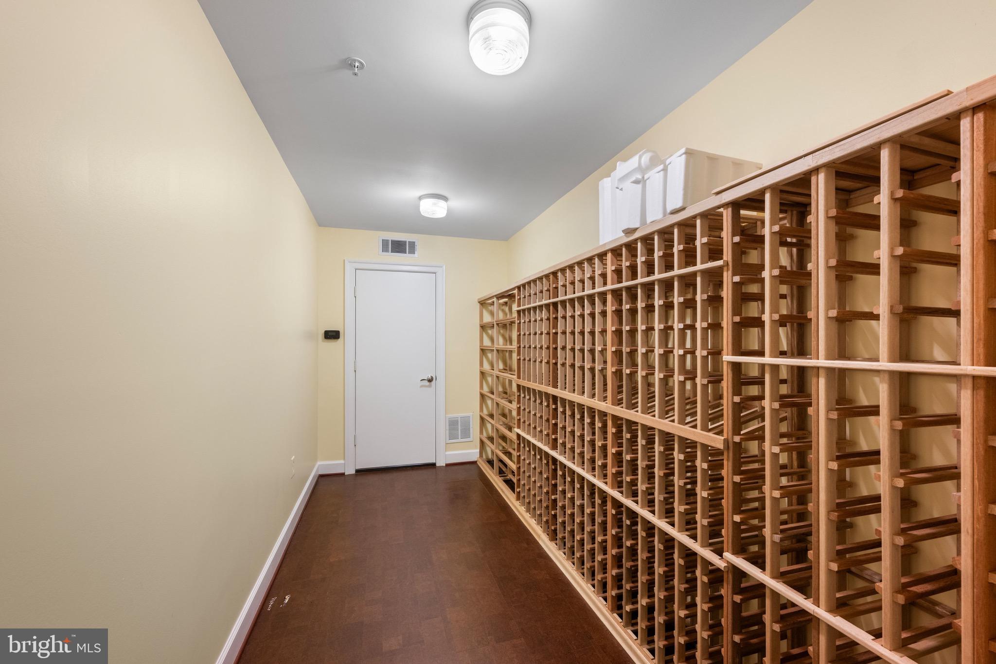 SOMERSET HEIGHTS - Residential