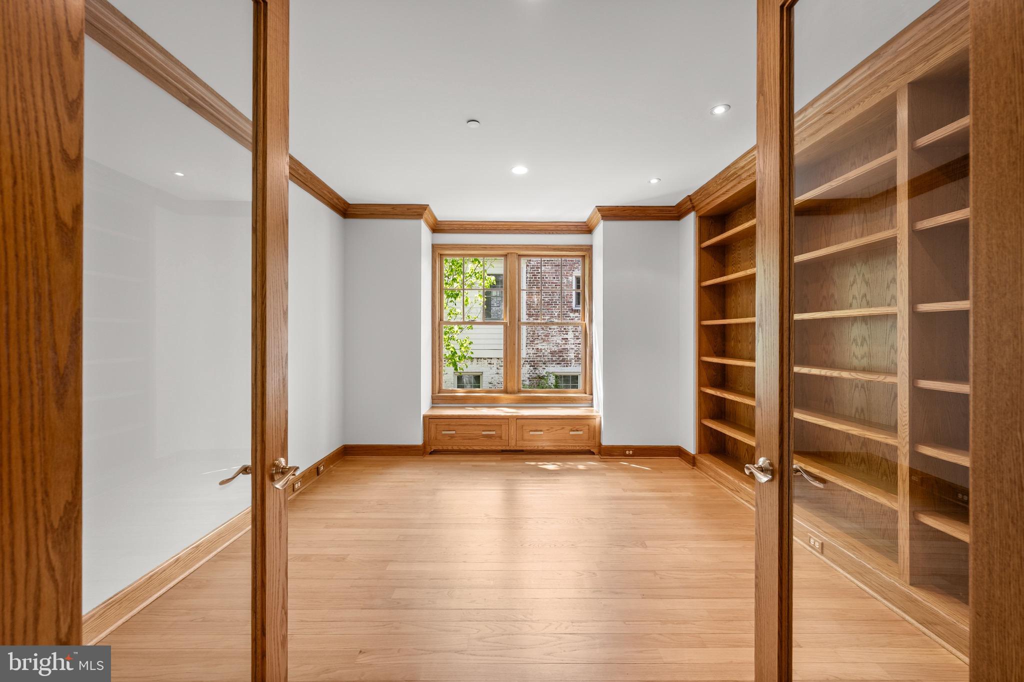 SOMERSET HEIGHTS - Residential