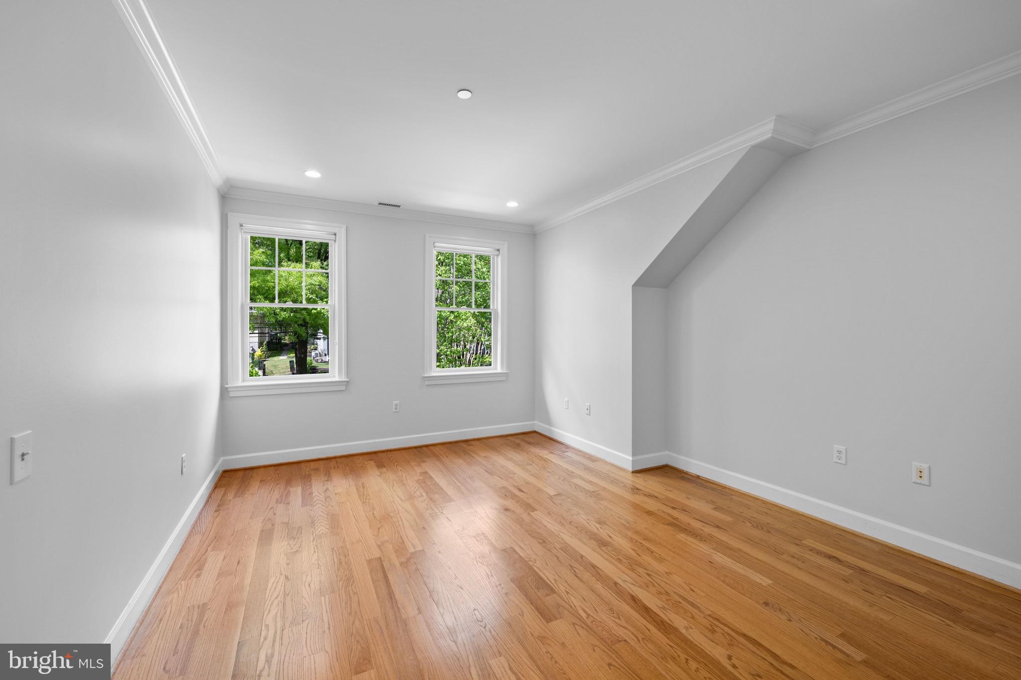 SOMERSET HEIGHTS - Residential