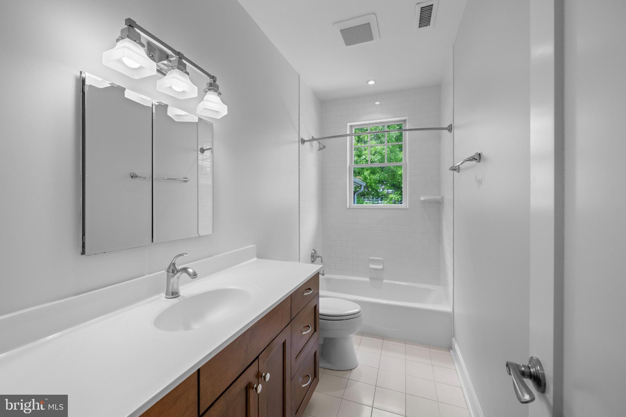 SOMERSET HEIGHTS - Residential