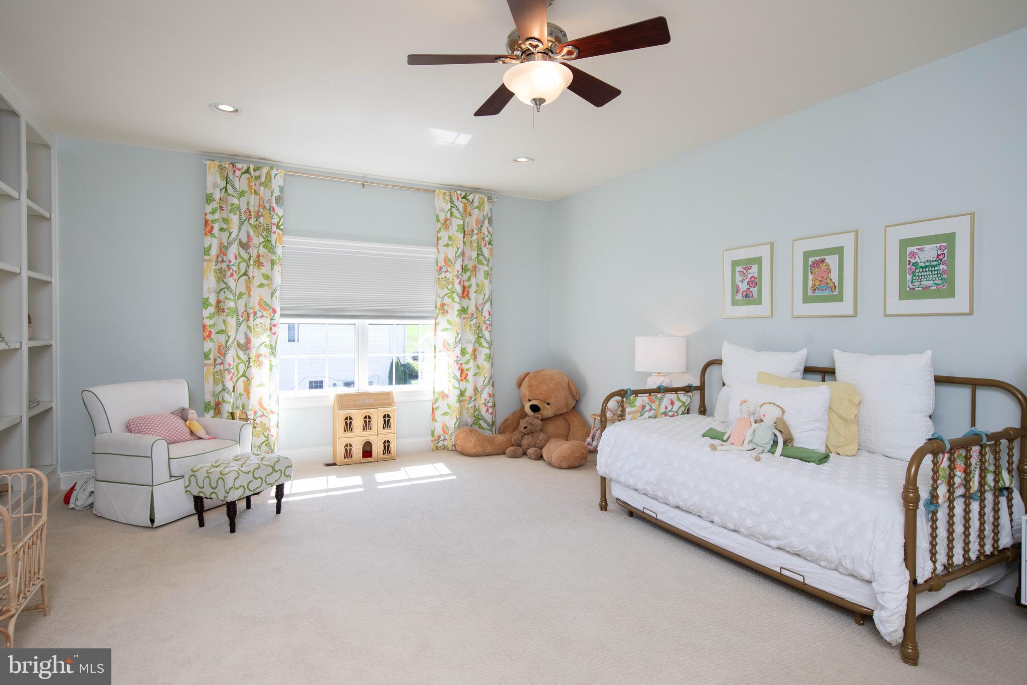 APPLEWOOD ESTATES - Residential