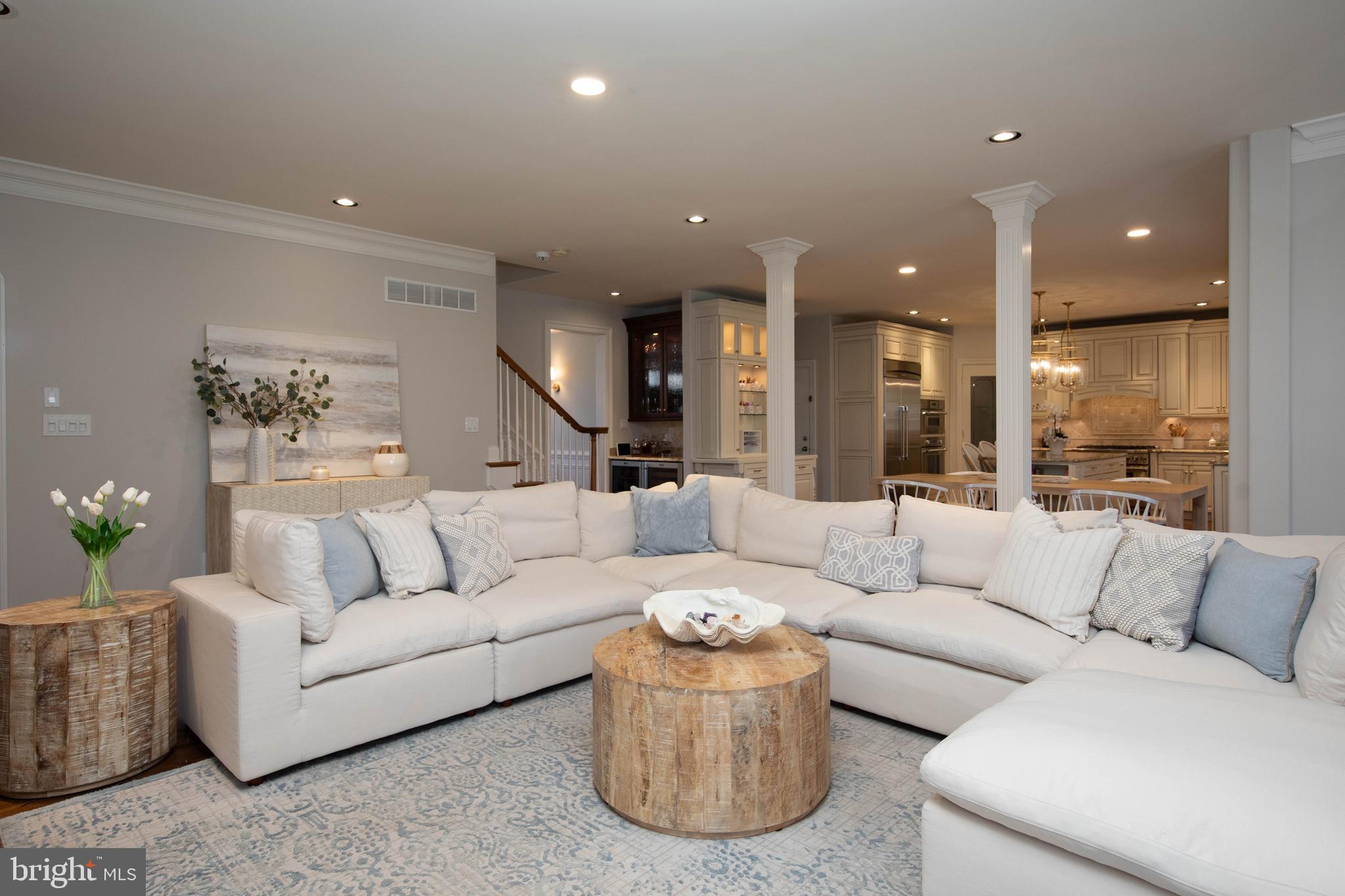 APPLEWOOD ESTATES - Residential