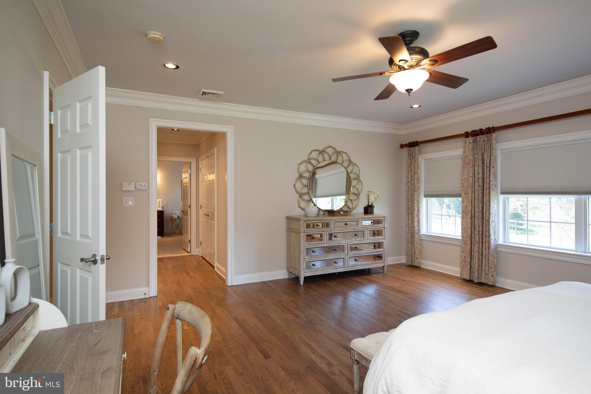 APPLEWOOD ESTATES - Residential