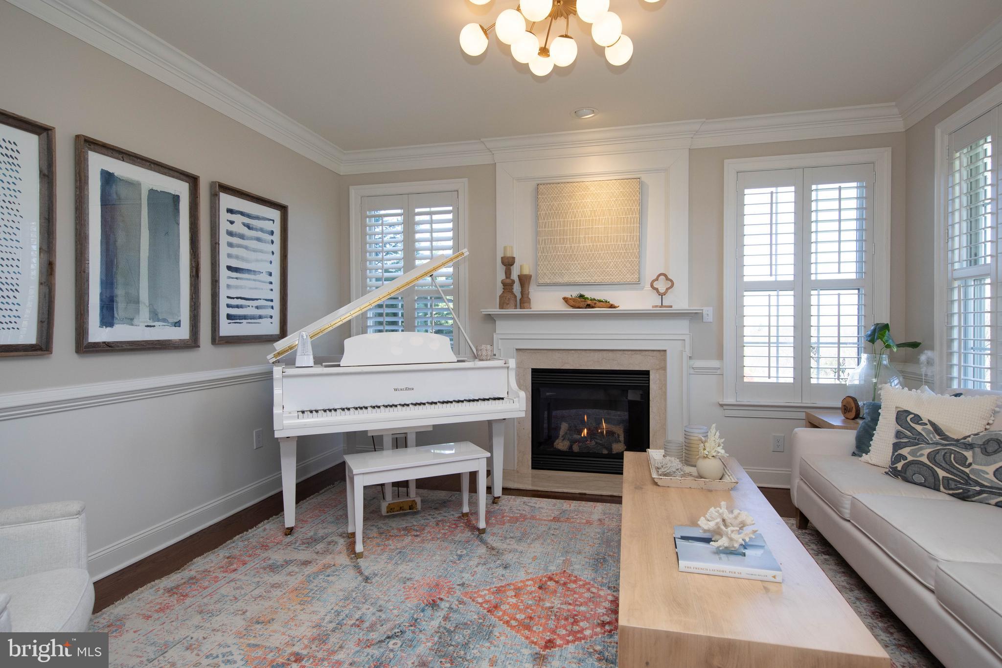 APPLEWOOD ESTATES - Residential