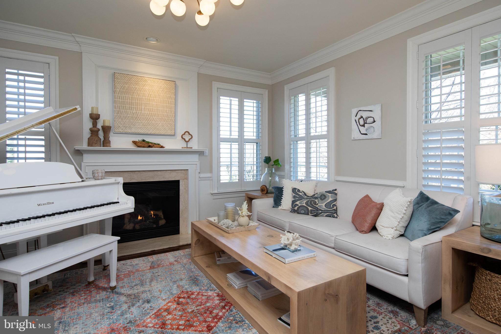 APPLEWOOD ESTATES - Residential