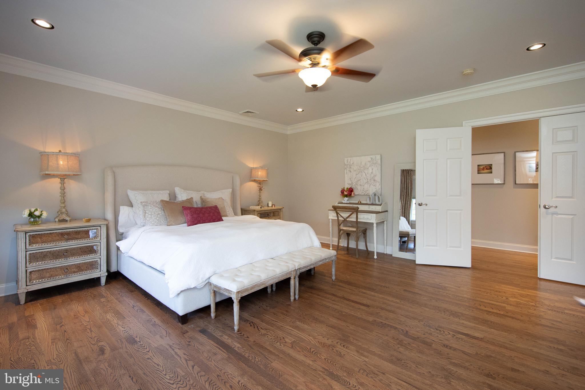 APPLEWOOD ESTATES - Residential