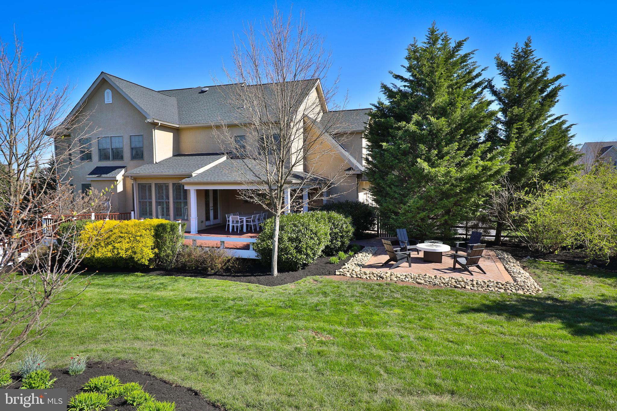 APPLEWOOD ESTATES - Residential