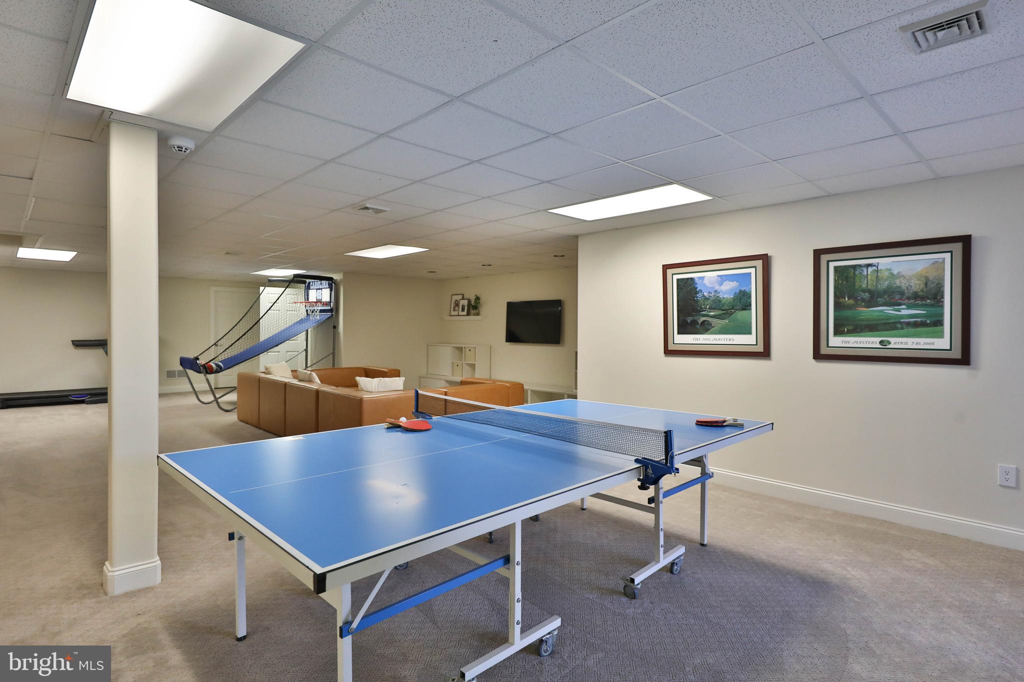 APPLEWOOD ESTATES - Residential