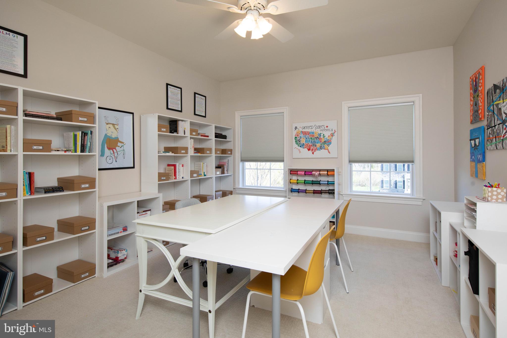 APPLEWOOD ESTATES - Residential