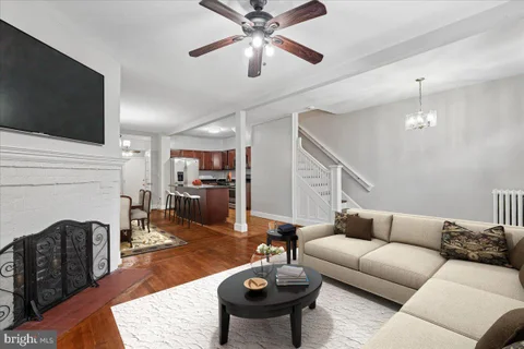 MLS: DCDC2264504