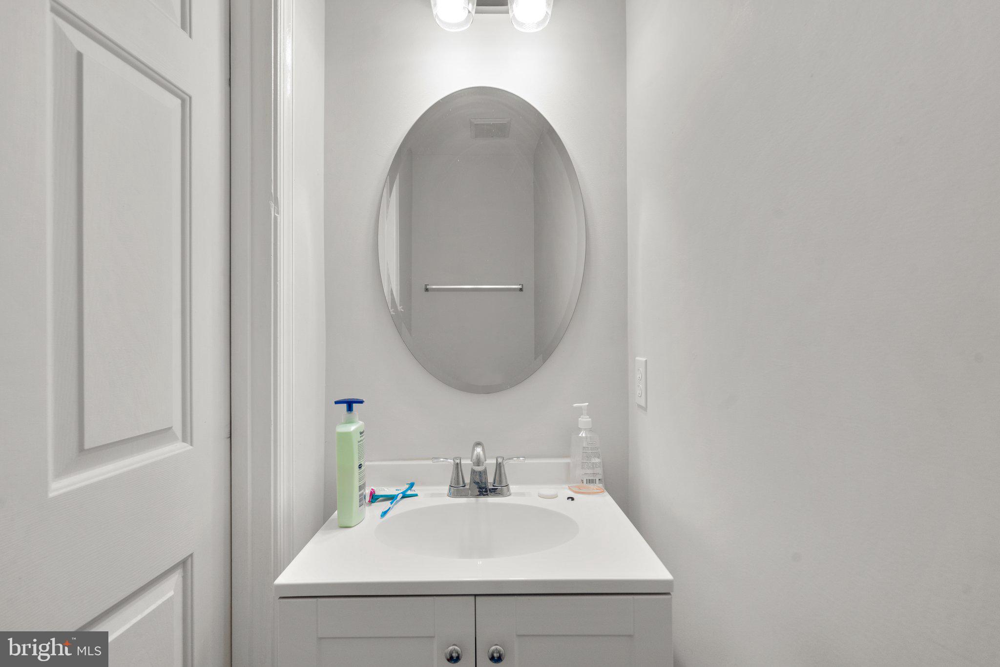 OATLAND FARM - Residential Lease