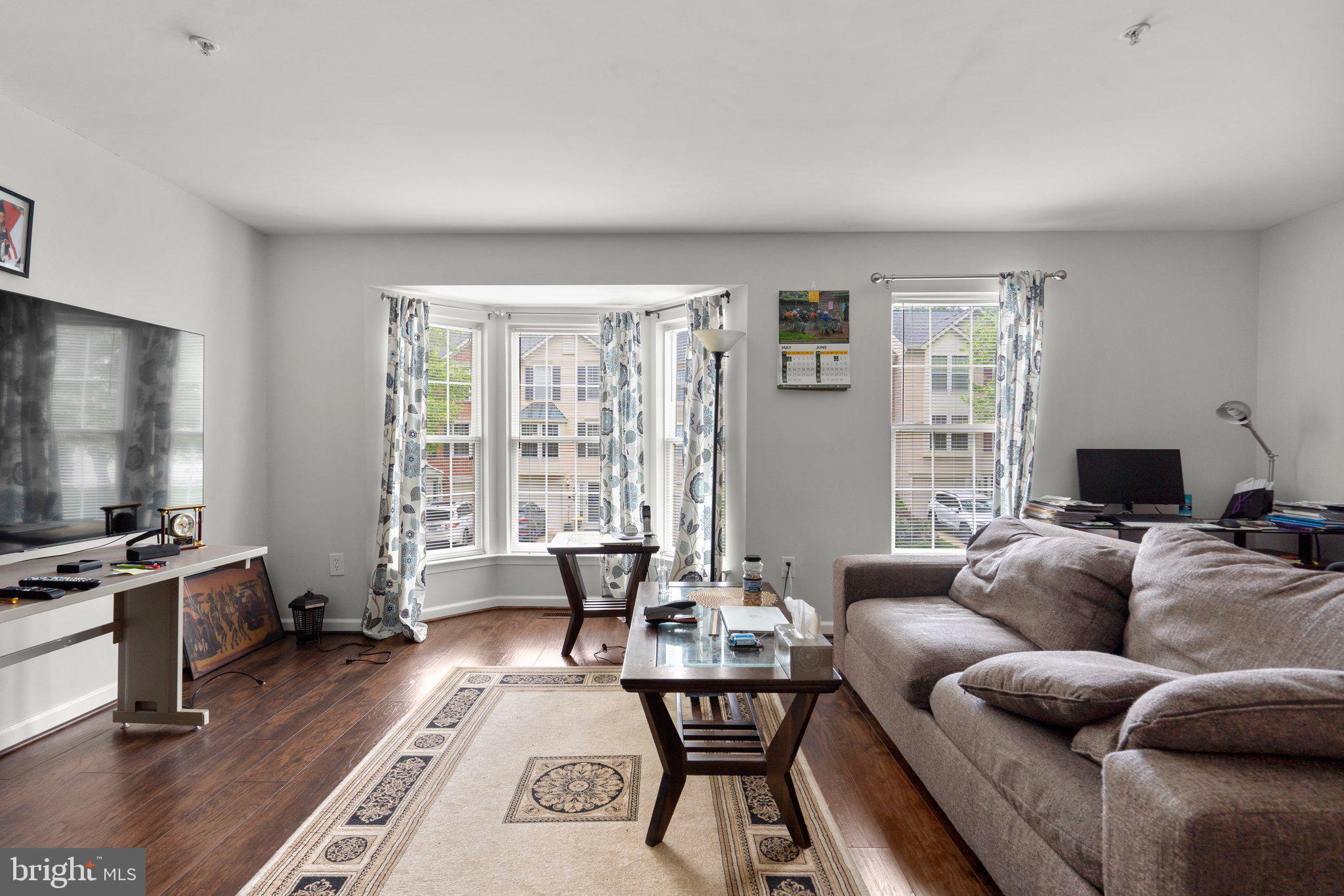 OATLAND FARM - Residential Lease