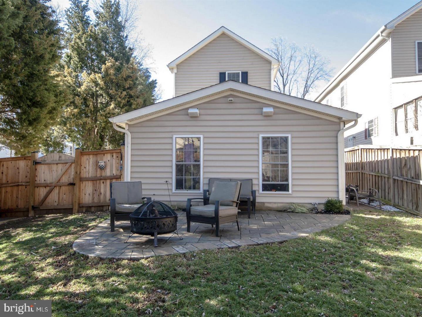 FAIRFAX HEIGHTS - Residential Lease